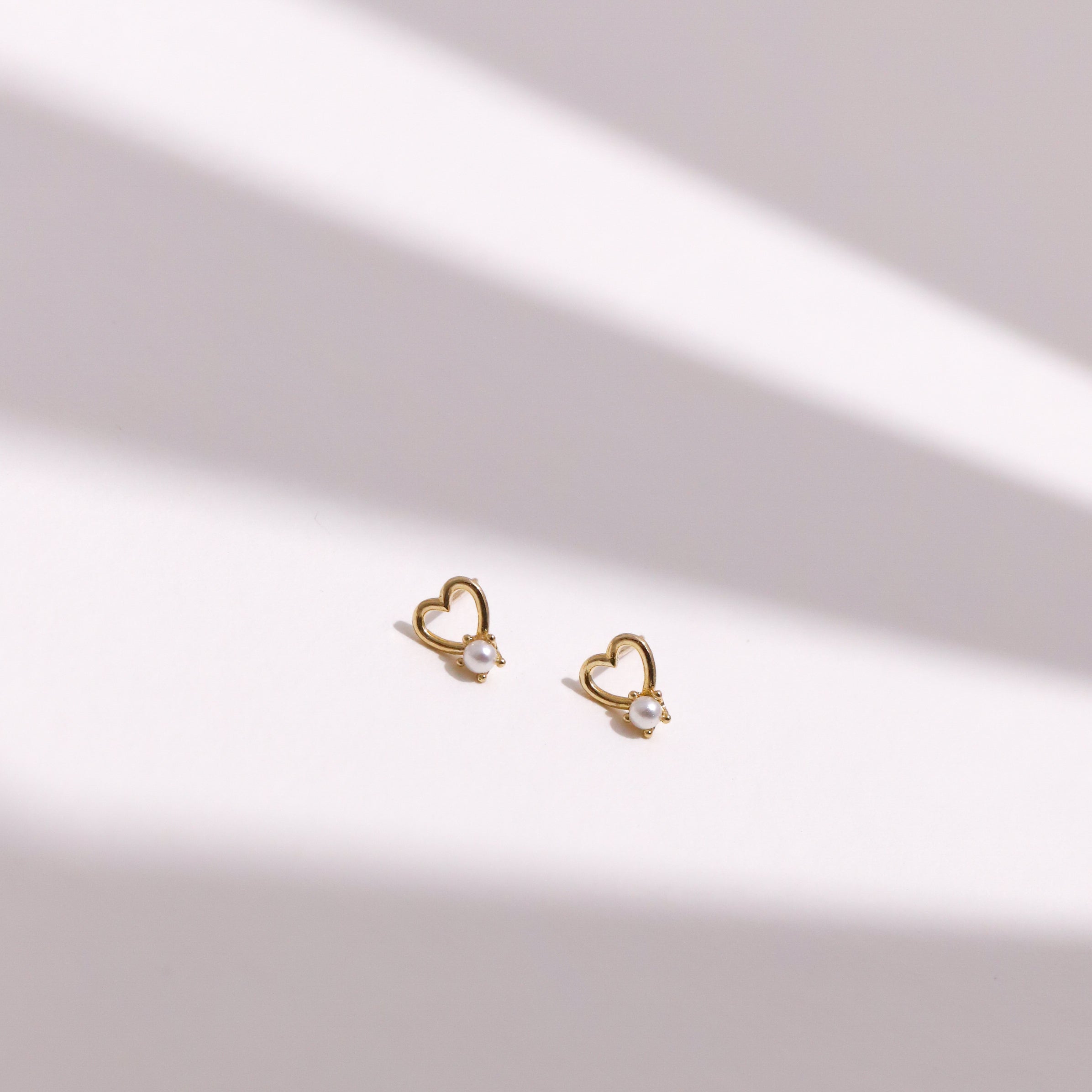 10K Gold Open Heart with Pearl Studs