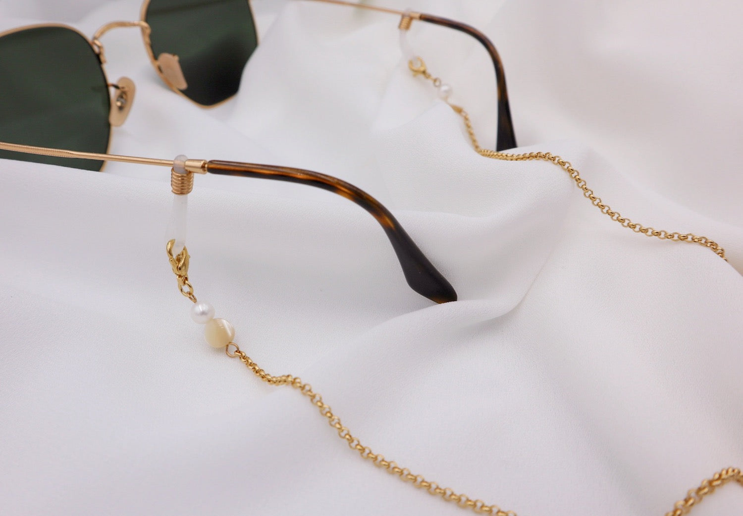 Mother of Pearl Sunglasses / Mask Chain image 4
