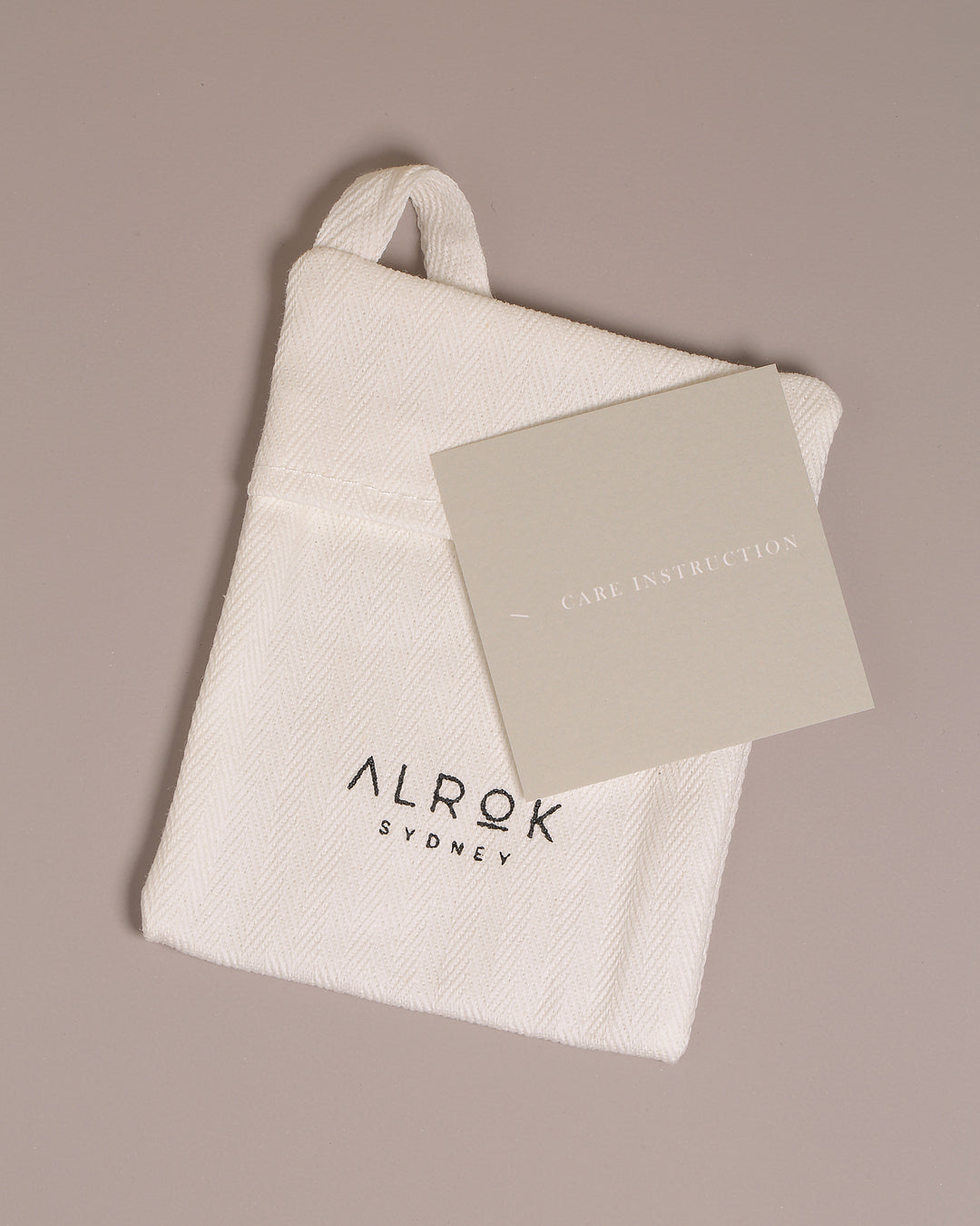 SFO002G Opal Flatback Piercing image 1