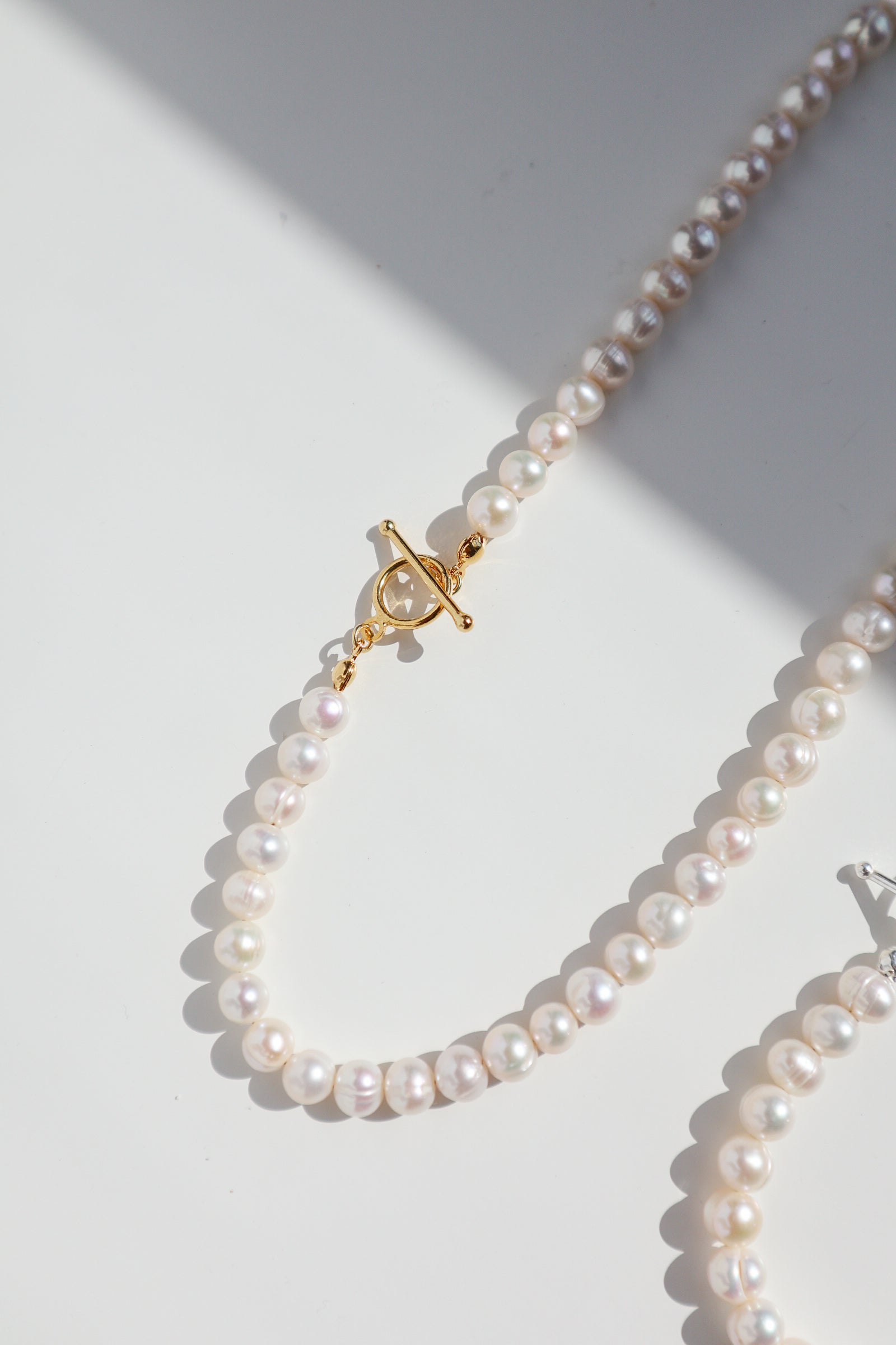 Round Pearl Silver Toggle Necklace image 4