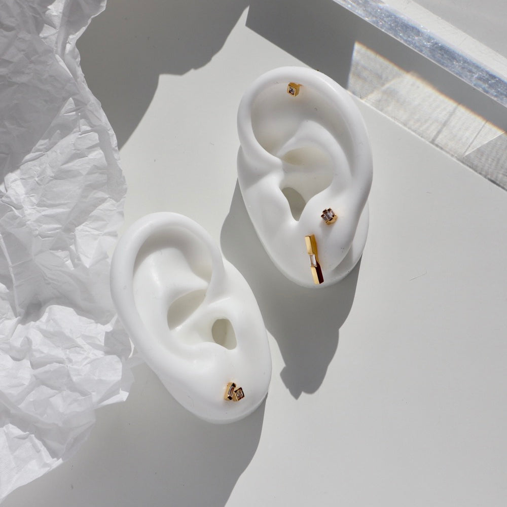 Blanc Silver Stud Earrings Set image 1