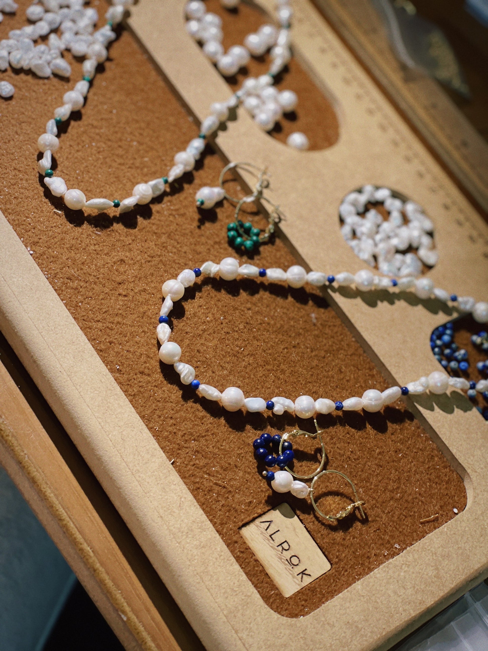 Malachite & Pearl Silver Necklace image 2