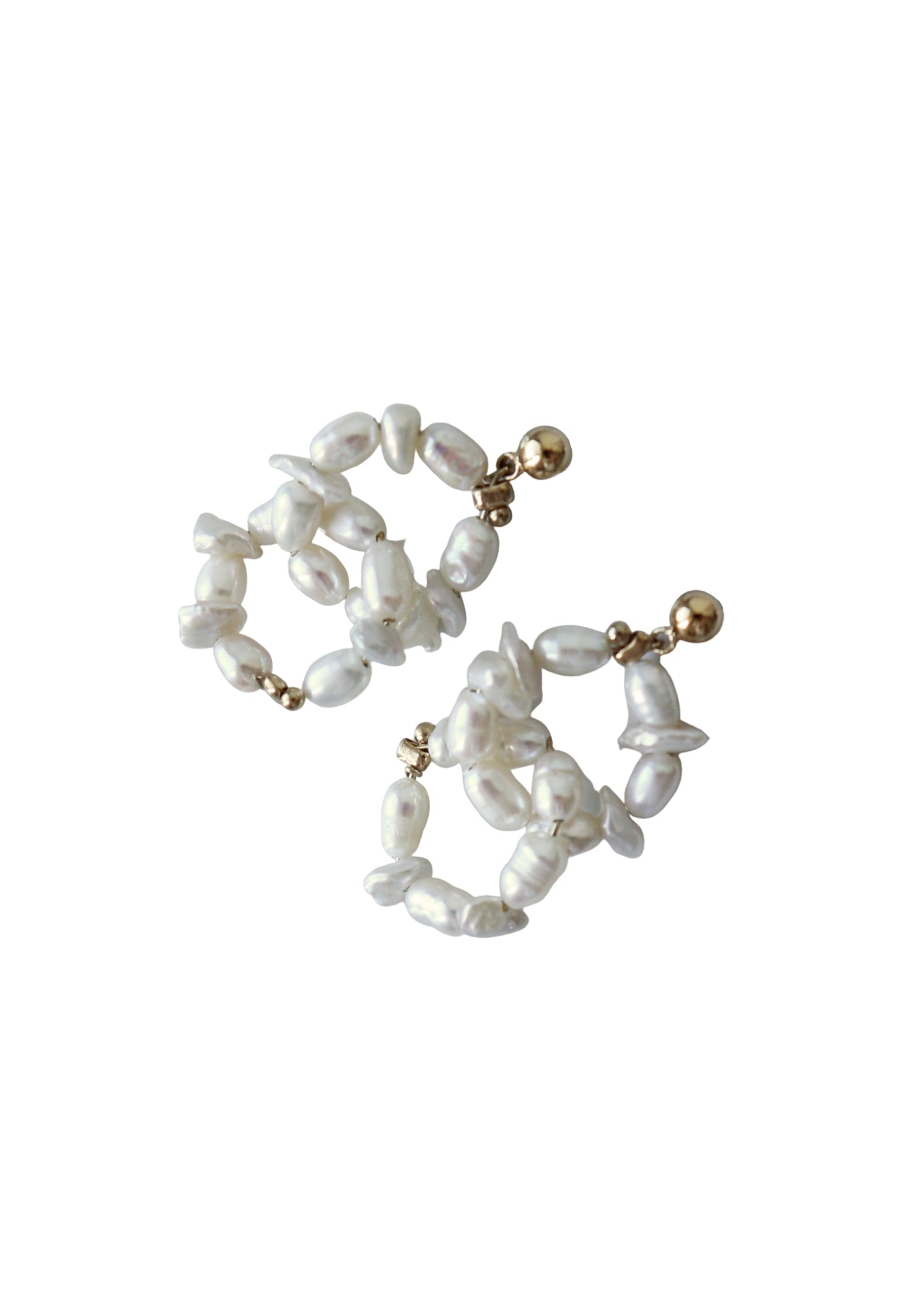 BGFP42 Snow Pearl Earrings Episode 2 image 0