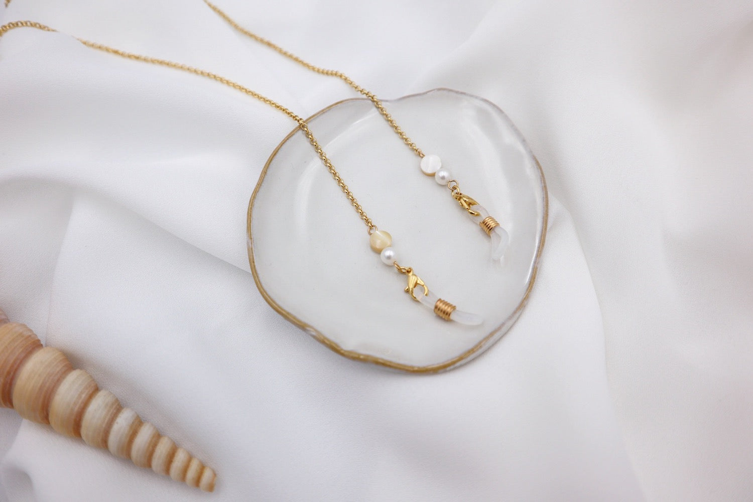 Mother of Pearl Sunglasses / Mask Chain image 3