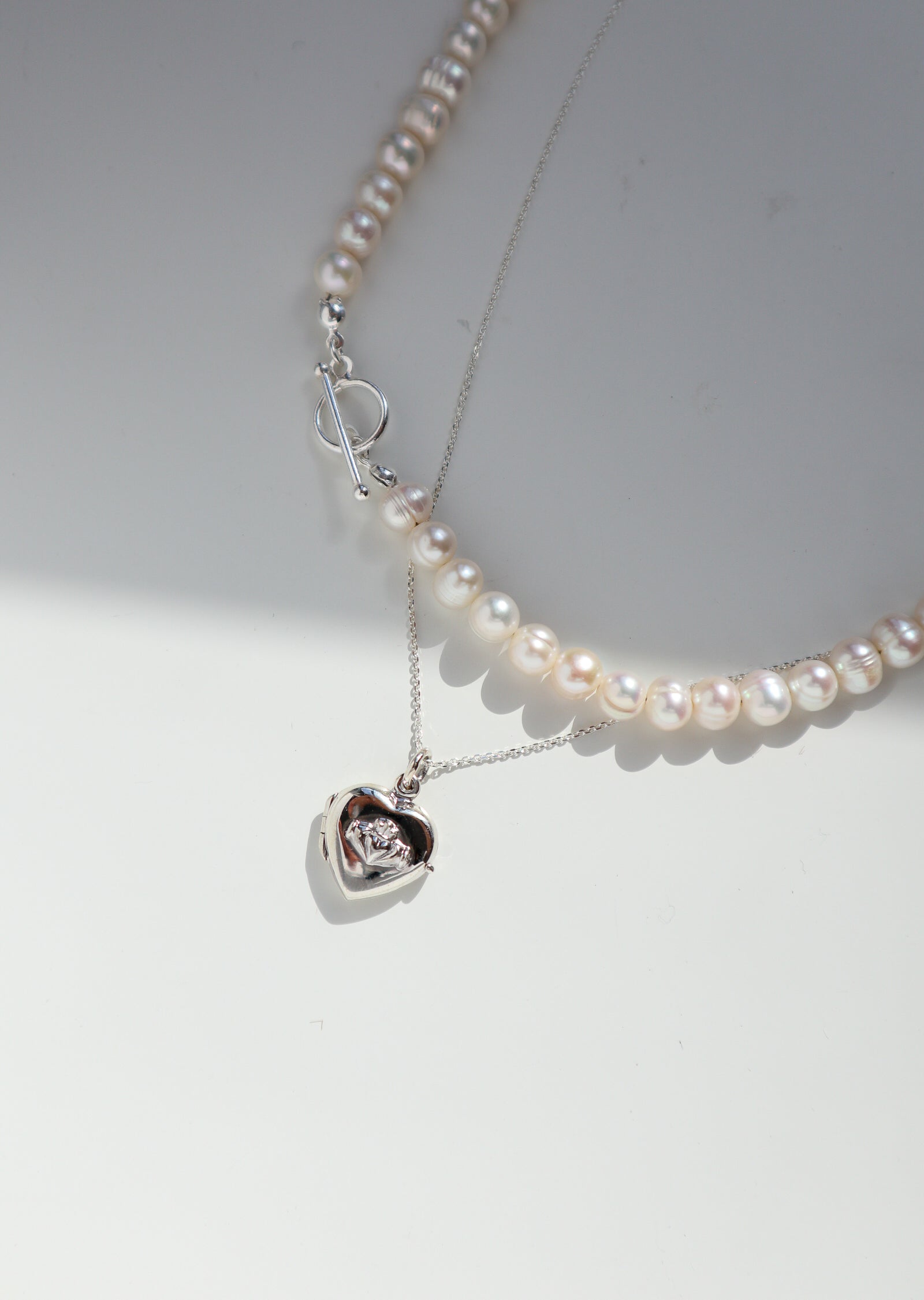 Round Pearl Silver Toggle Necklace image 6