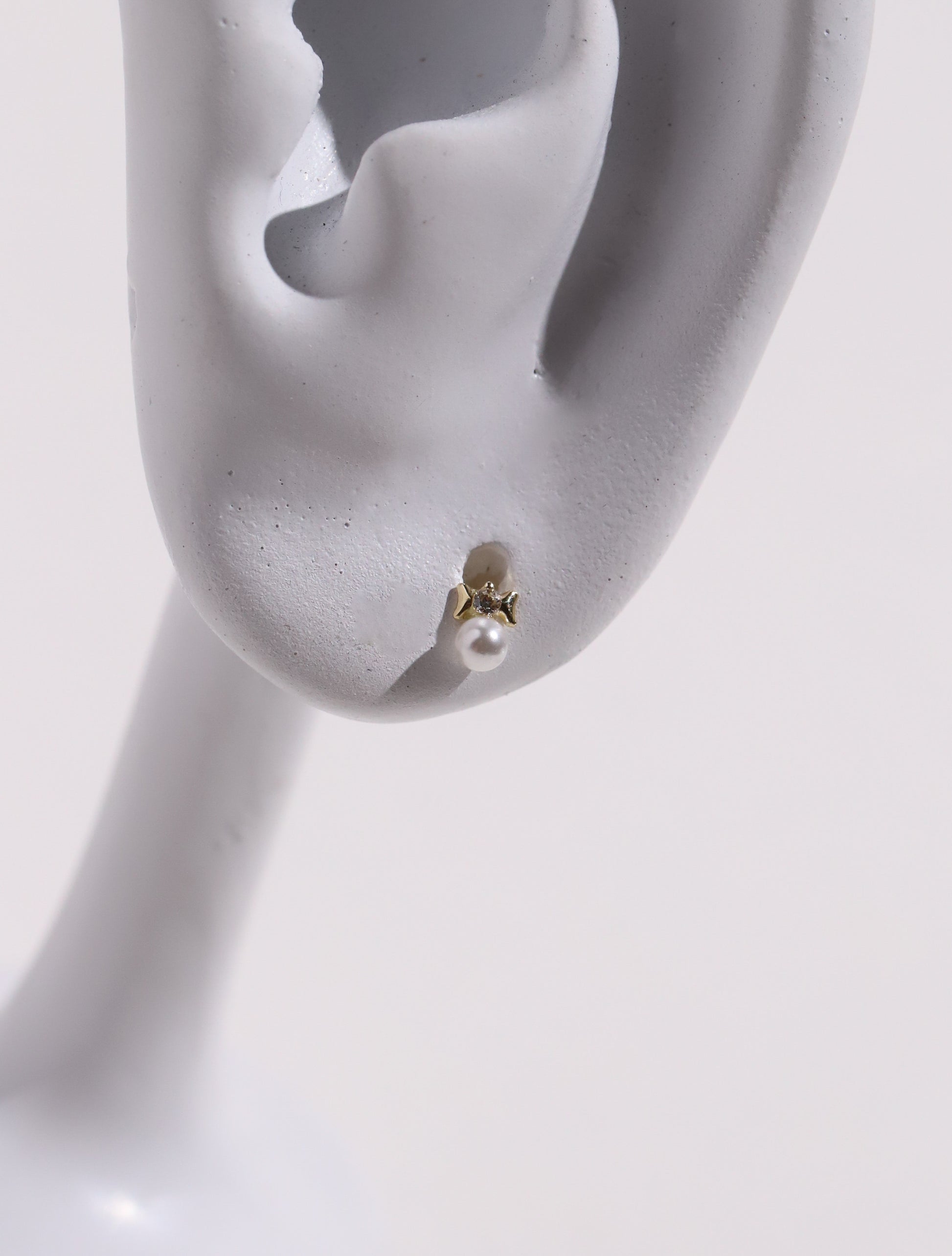 10K Gold Tiny Bow with Pearl Studs