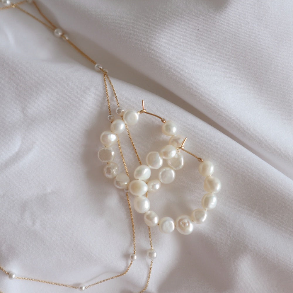 Snow Medium Pearl Hoop Earrings image 0