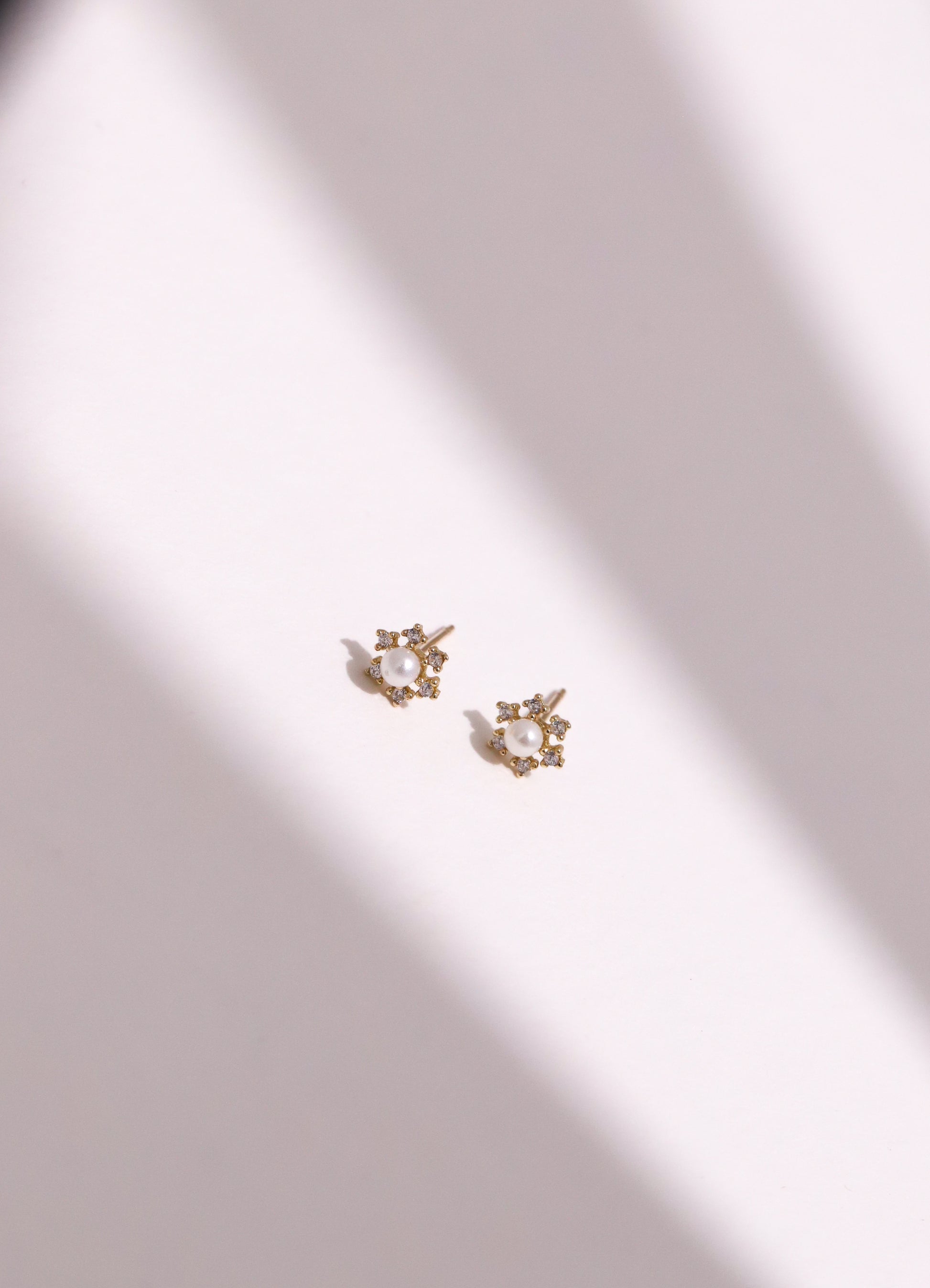 10K Gold Snow Pearl Studs