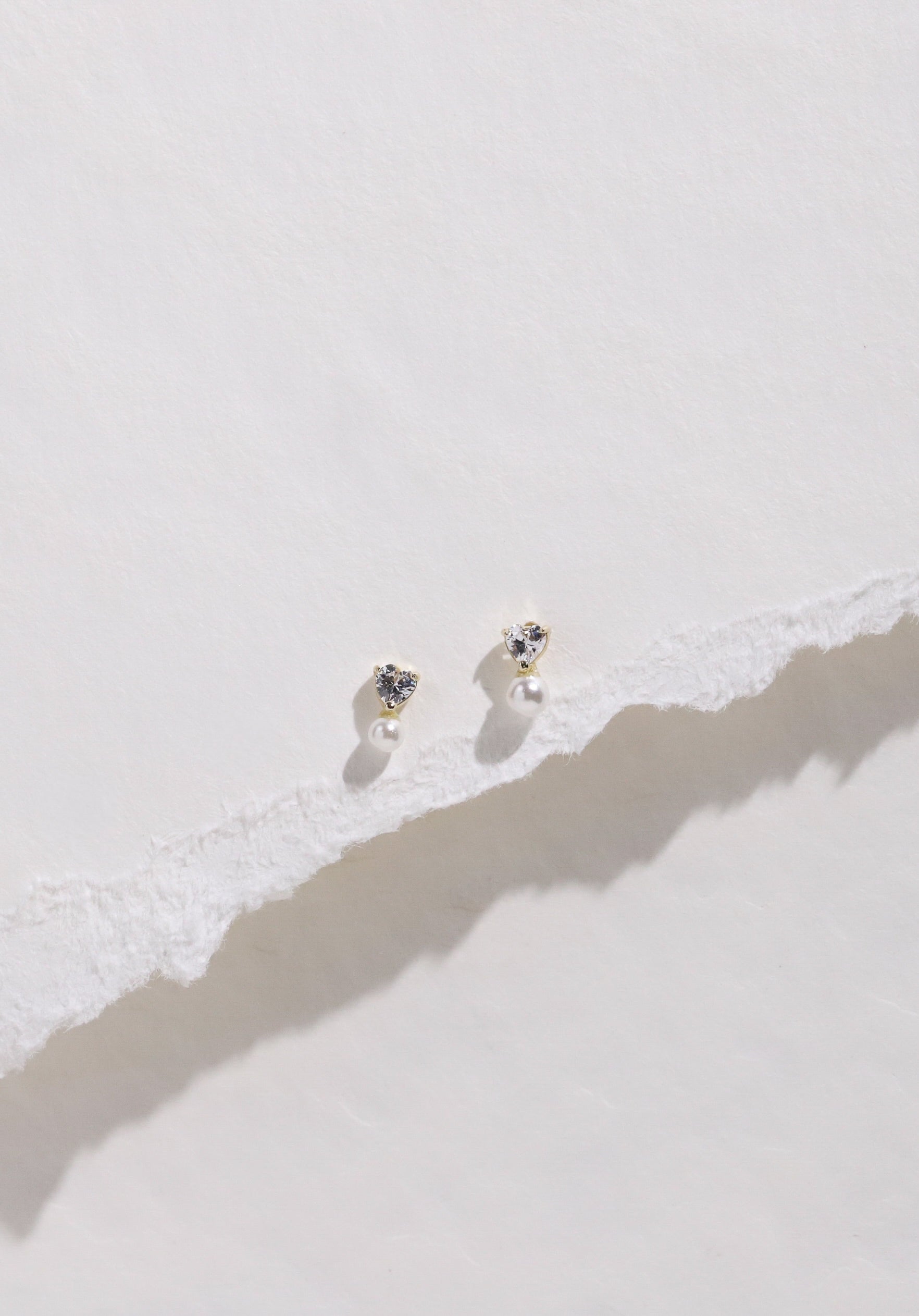 10K Gold Heart Cubic with Glass Pearl Studs