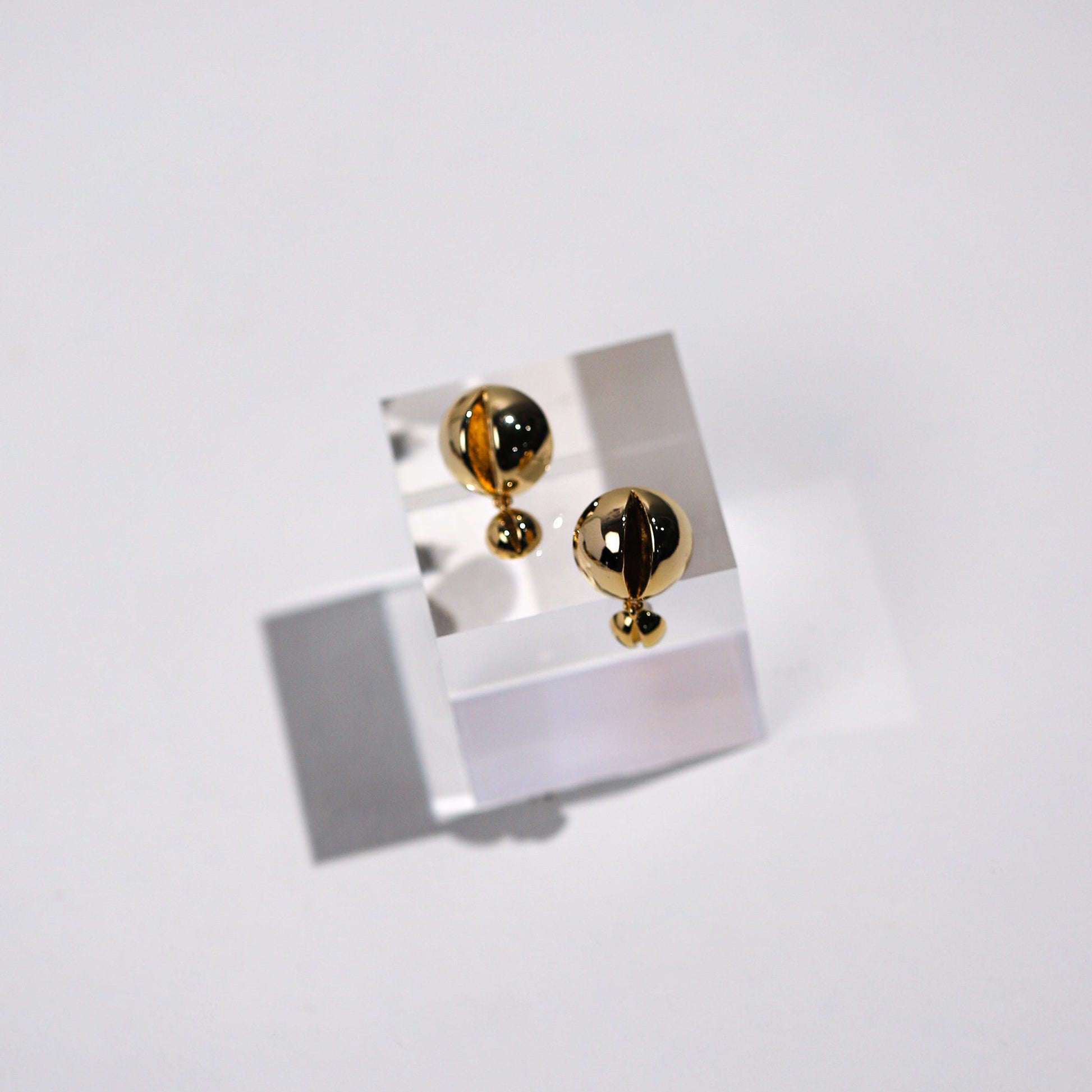 Bean Ball Stud Earrings