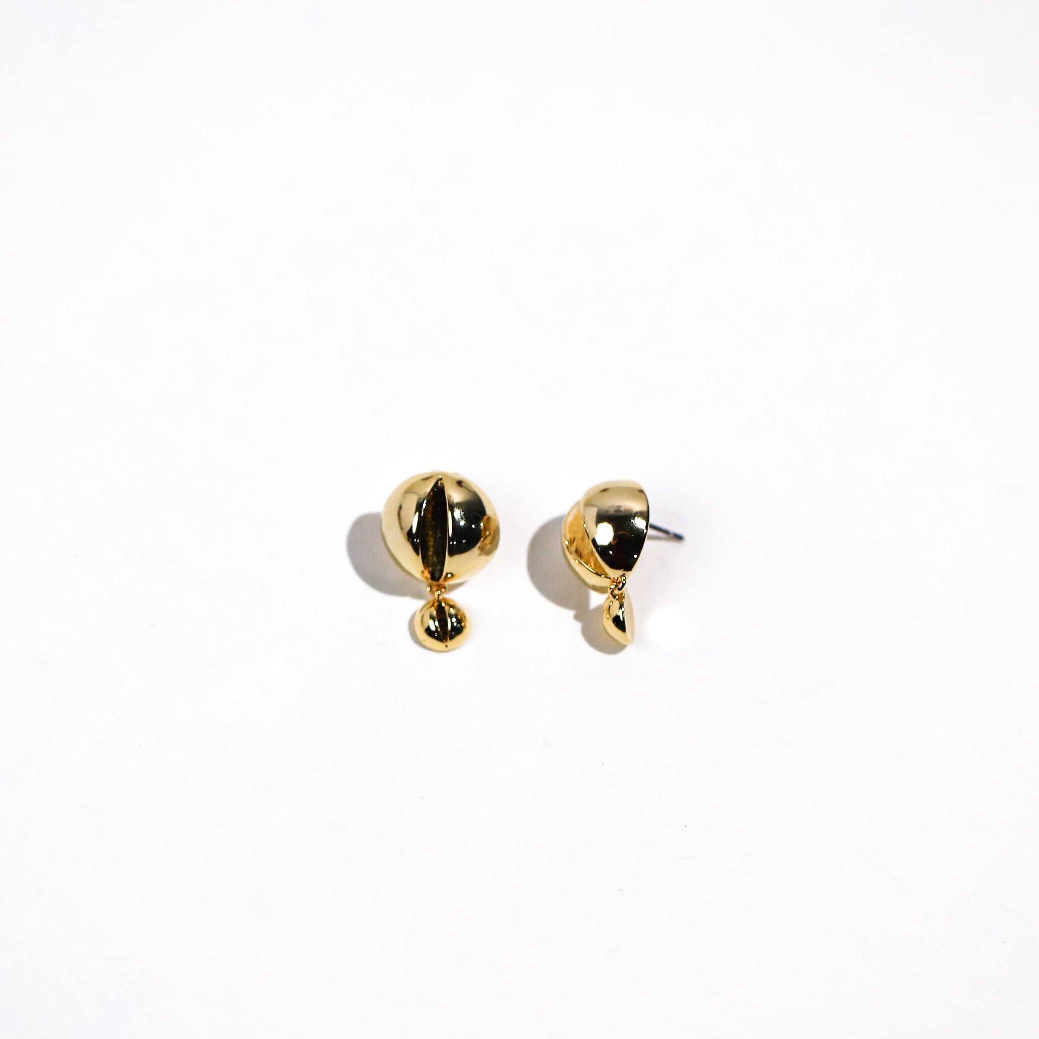 Bean Ball Stud Earrings