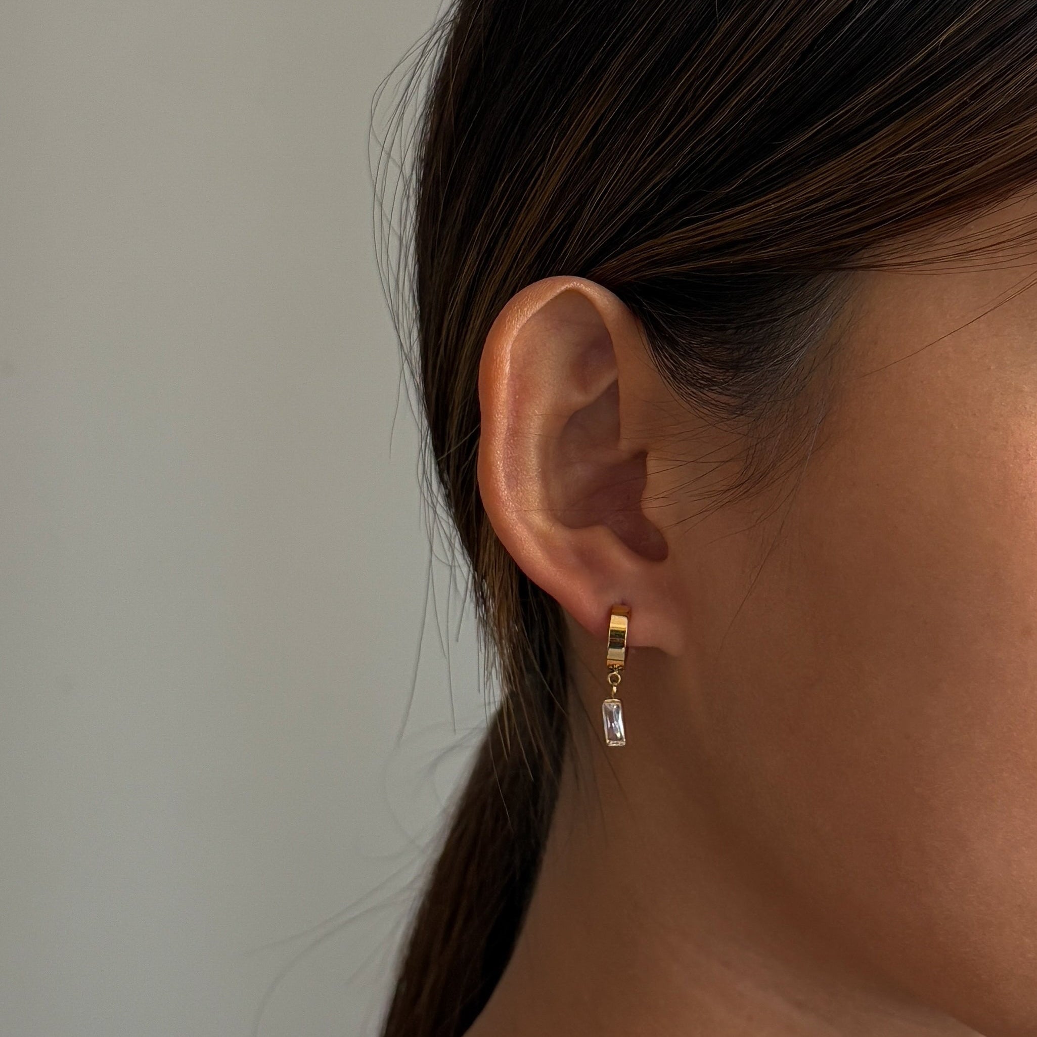 Baguette Drop Huggies