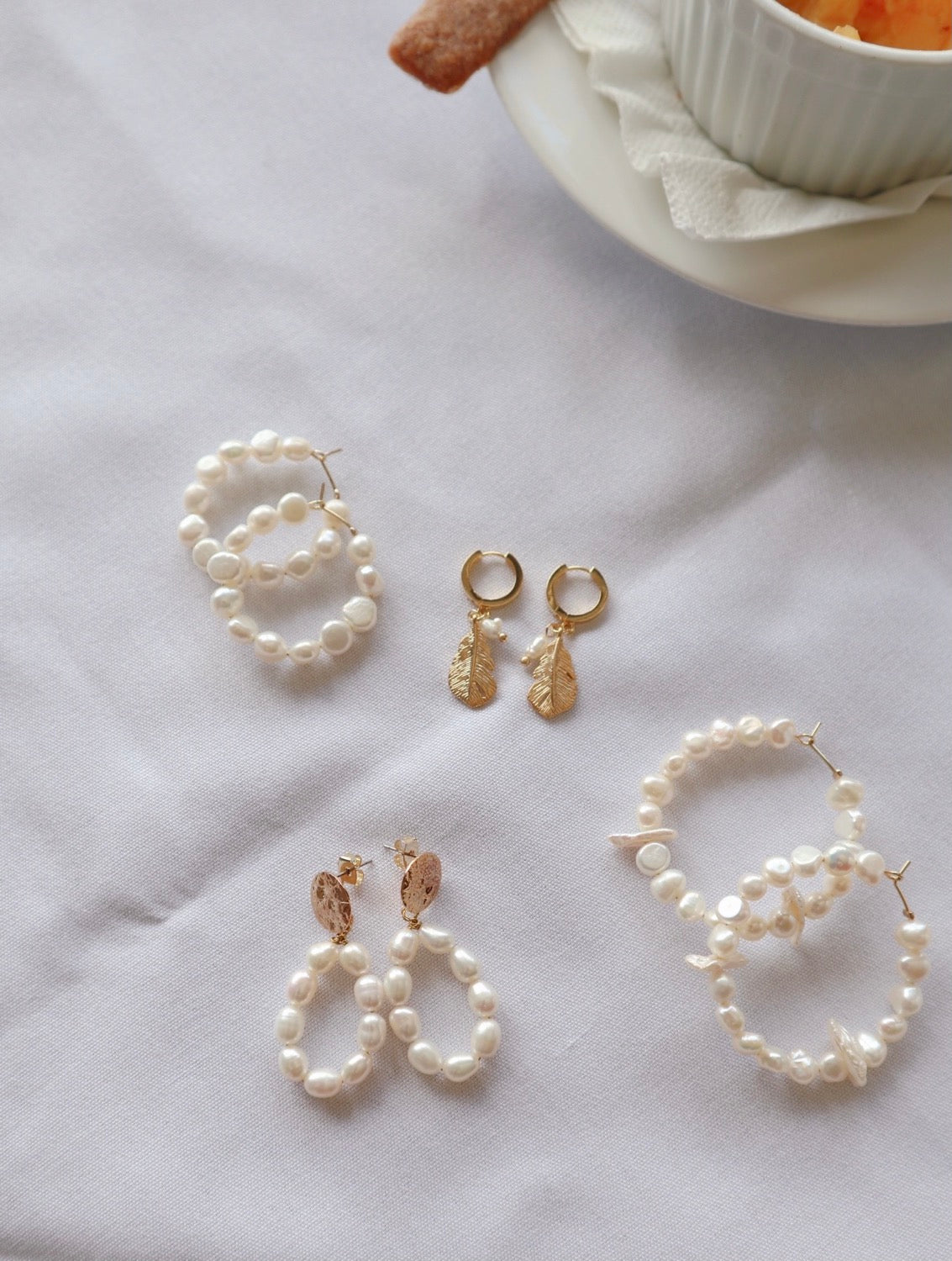 Snow Medium Pearl Hoop Earrings image 6