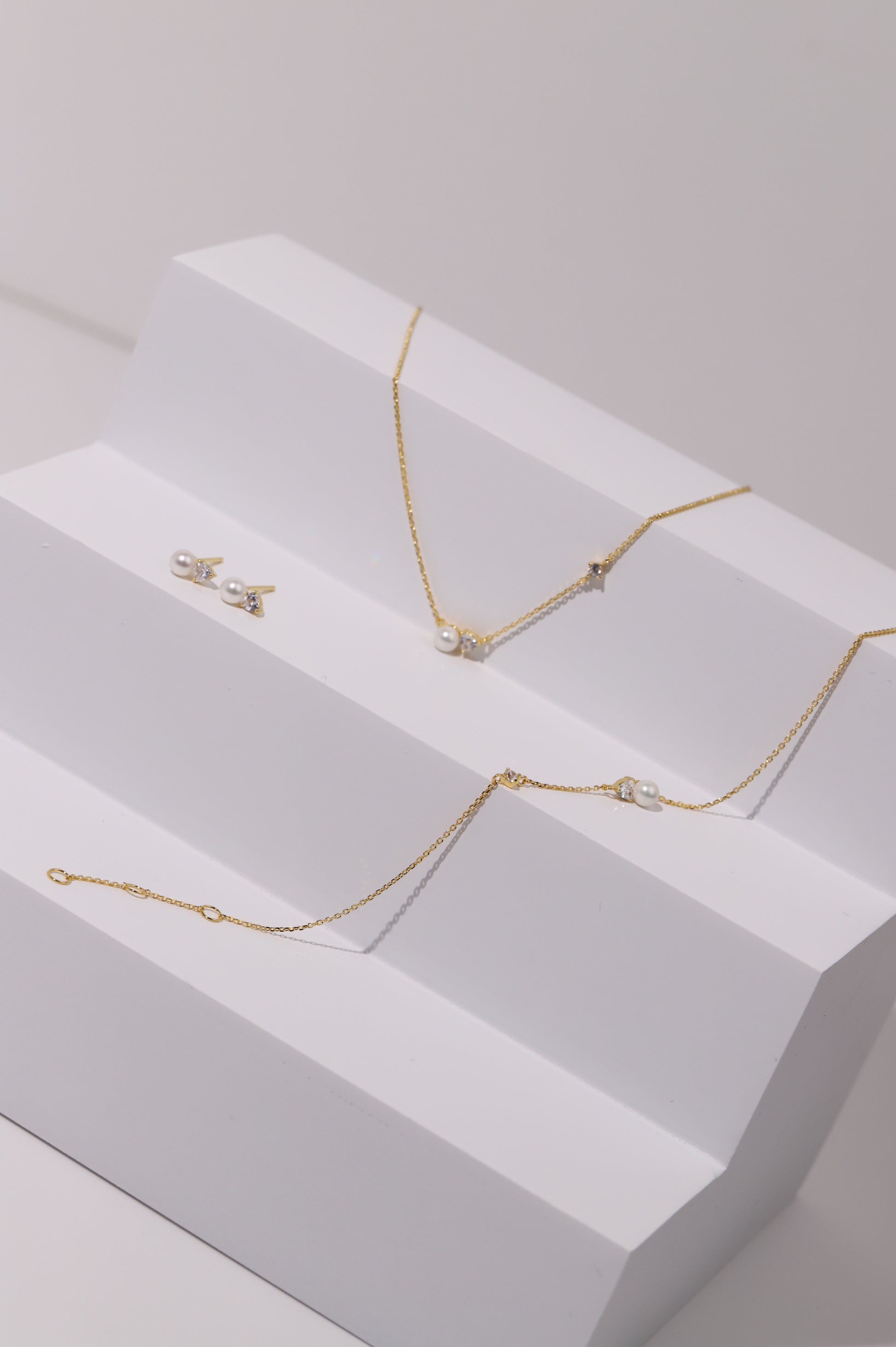 Pearl + Cubic Bracelet image 5